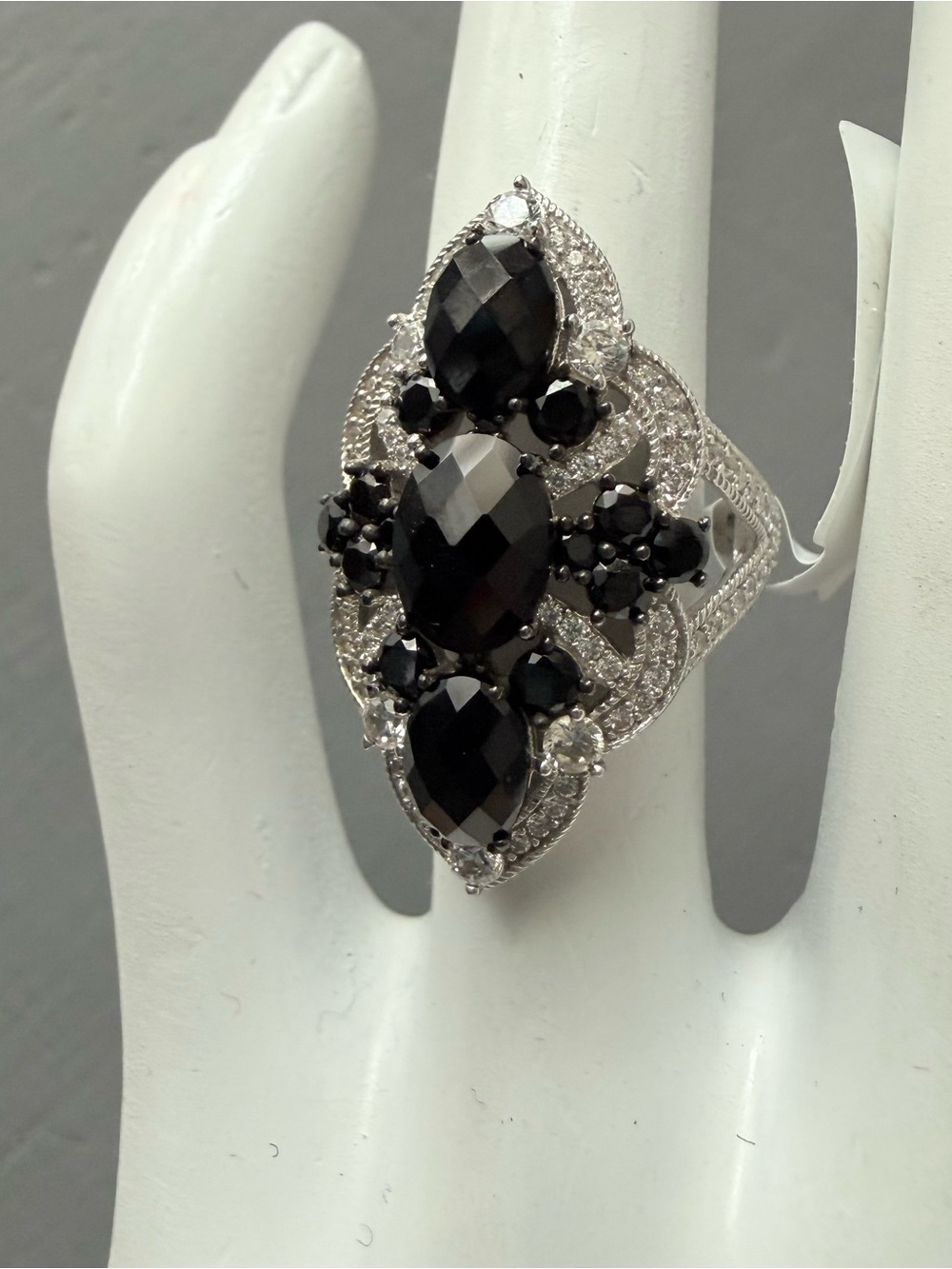 Judith Ripka 925 Sterling Silver Ring Women’s 5 NEW